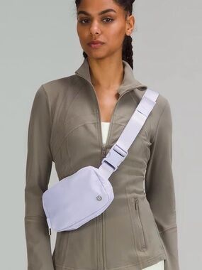 lululemon athletica Lavender Crossbody Sling Bag 1L NWT